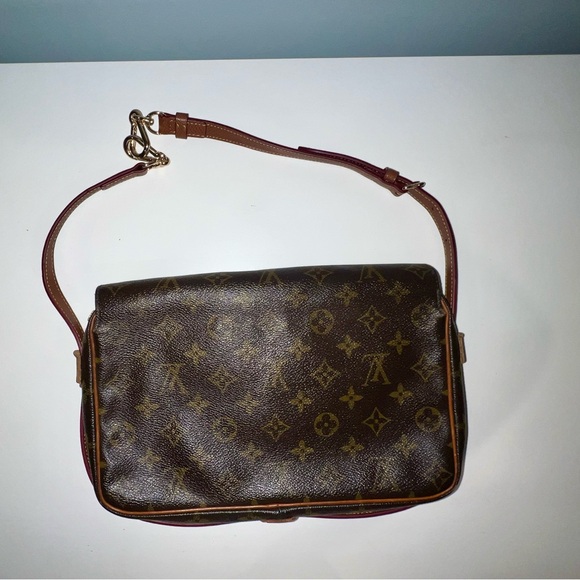 Vintage Louis Vuitton purse and wallet - Picture 5 of 15